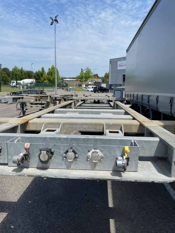 Semi-remorque 3 Essieux 38 TONNES CHARIOT COULISSANT - شاحنات الحاويات / جسم علوي قابل للتغيير نصف مقطورة: صور 2 Semi-remorque 3 Essieux 38 TONNES CHARIOT COULISSANT - شاحنات الحاويات / جسم علوي قابل للتغيير نصف مقطورة: صور 2