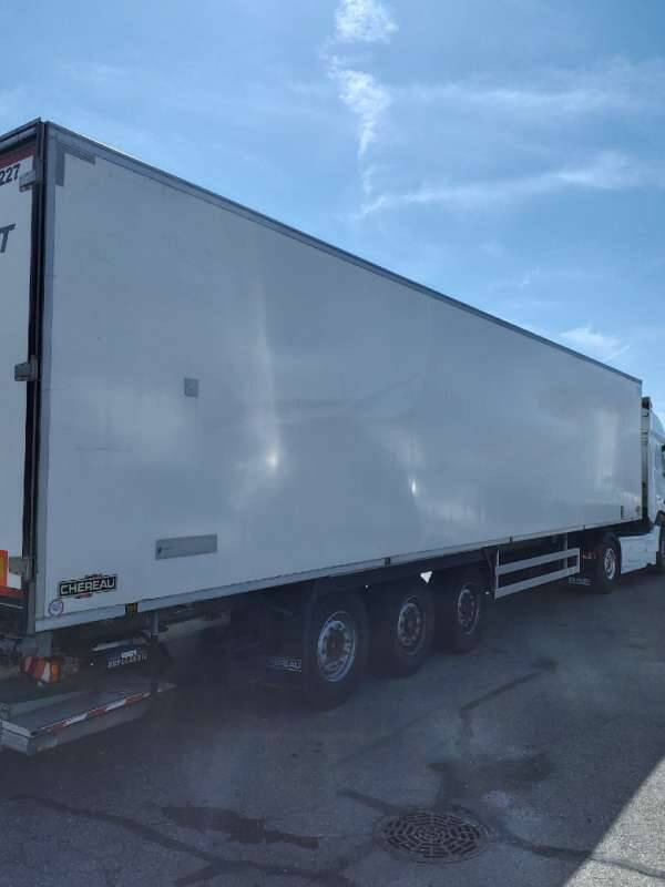 Semi-remorque 3 Essieux FRIGO 38 TONNES HAYON CAISSE CHEREAU GROUPE CARRIER VECTOR 1950 MT - مبردة نصف مقطورة: صور 4 Semi-remorque 3 Essieux FRIGO 38 TONNES HAYON CAISSE CHEREAU GROUPE CARRIER VECTOR 1950 MT - مبردة نصف مقطورة: صور 4