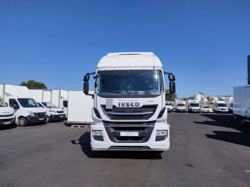 Tracteur 19 TONNES 360 CV 1 COUCHETTE - شاحنة جرار: صور 2 Tracteur 19 TONNES 360 CV 1 COUCHETTE - شاحنة جرار: صور 2