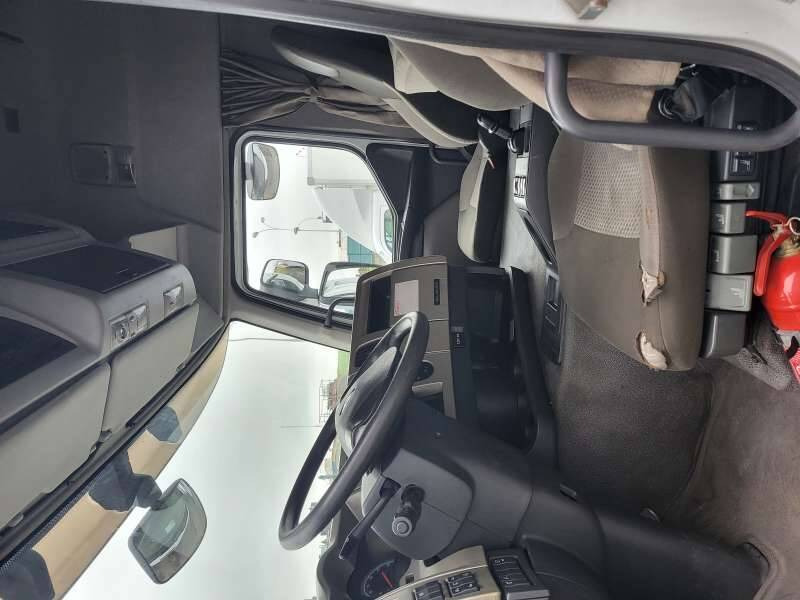Tracteur 19 TONNES 470 CV - شاحنة جرار: صور 5 Tracteur 19 TONNES 470 CV - شاحنة جرار: صور 5