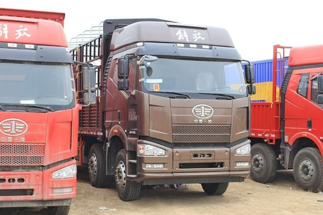 FAW FAW J6P Livestock Truck for Sale in Uganda - شاحنة نقل المواشي شاحنة: صور 2 FAW FAW J6P Livestock Truck for Sale in Uganda - شاحنة نقل المواشي شاحنة: صور 2
