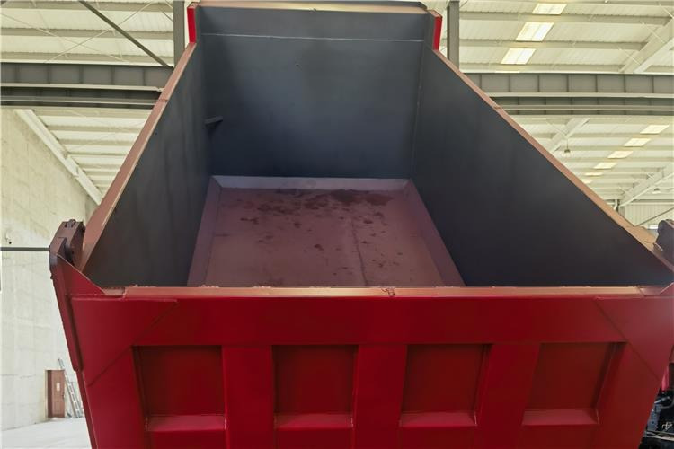 SINOTRUK Second Hand Howo Dump Truck 6x4 Price In Zambia - قلابات: صور 5 SINOTRUK Second Hand Howo Dump Truck 6x4 Price In Zambia - قلابات: صور 5