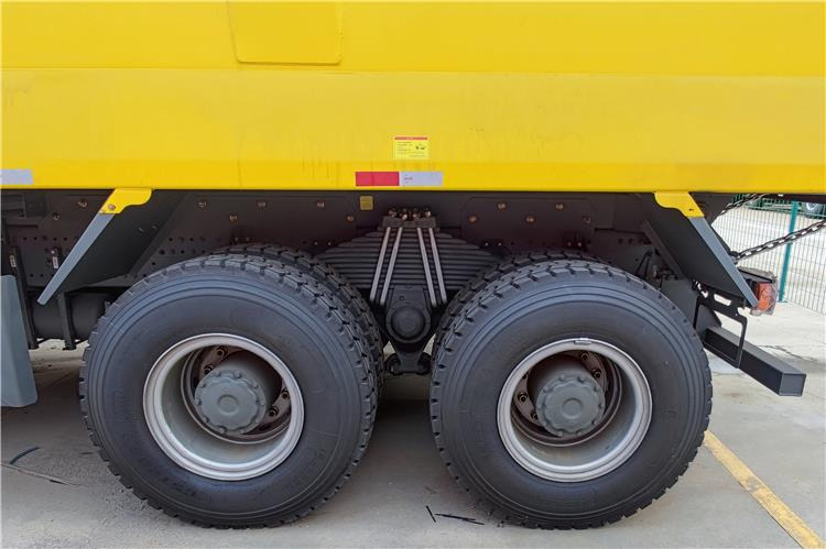 SINOTRUK Used Howo Tipper Truck 6x4 430HP U Shape for Sale In Guyana - قلابات: صور 3 SINOTRUK Used Howo Tipper Truck 6x4 430HP U Shape for Sale In Guyana - قلابات: صور 3