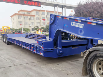 TITAN 120 Ton Lowboy Truck Trailer for Sale in Zambia - عربة مسطحة منخفضة نصف مقطورة: صور 2 TITAN 120 Ton Lowboy Truck Trailer for Sale in Zambia - عربة مسطحة منخفضة نصف مقطورة: صور 2