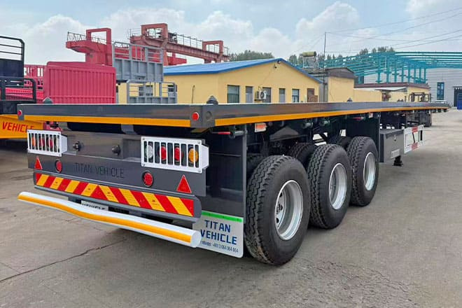 TITAN 3 Axle Flatbed Semi Trailer for Sale in Ghana - نصف مقطورة مسطحة: صور 2 TITAN 3 Axle Flatbed Semi Trailer for Sale in Ghana - نصف مقطورة مسطحة: صور 2
