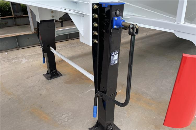 TITAN 4 Axle Bulker Cement Tanker Trailer for Sale In Zambia - بلكر: صور 4 TITAN 4 Axle Bulker Cement Tanker Trailer for Sale In Zambia - بلكر: صور 4