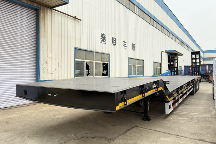 TITAN 4 Axle Lowbed Trailer for Sale in Mali - عربة مسطحة منخفضة نصف مقطورة: صور 1 TITAN 4 Axle Lowbed Trailer for Sale in Mali - عربة مسطحة منخفضة نصف مقطورة: صور 1