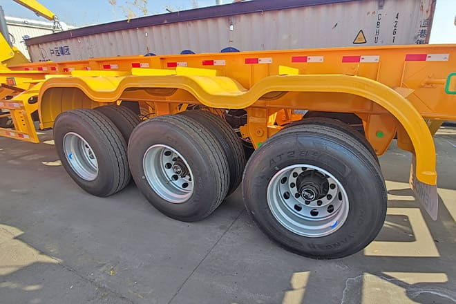 XCMG 40T Container Side Lift Trailer for Sale in Nigeria - شاحنات الحاويات / جسم علوي قابل للتغيير نصف مقطورة: صور 4 XCMG 40T Container Side Lift Trailer for Sale in Nigeria - شاحنات الحاويات / جسم علوي قابل للتغيير نصف مقطورة: صور 4