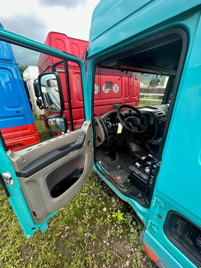 DAF DAF XF105-460 Verte - الكبائن - شاحنة: صور 3 DAF DAF XF105-460 Verte - الكبائن - شاحنة: صور 3