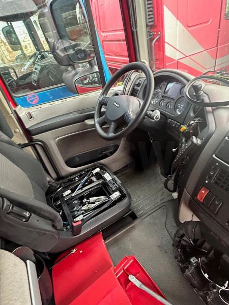 DAF XF105-460 Rouge - الكبائن - شاحنة: صور 5 DAF XF105-460 Rouge - الكبائن - شاحنة: صور 5