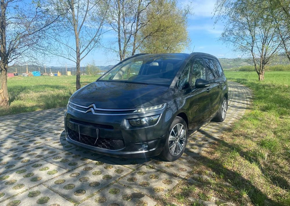 Citroën C4 Grand Picasso BlueHDi 120 EAT6 Selection - حافلة صغيرة, ميكروباص: صور 2 Citroën C4 Grand Picasso BlueHDi 120 EAT6 Selection - حافلة صغيرة, ميكروباص: صور 2