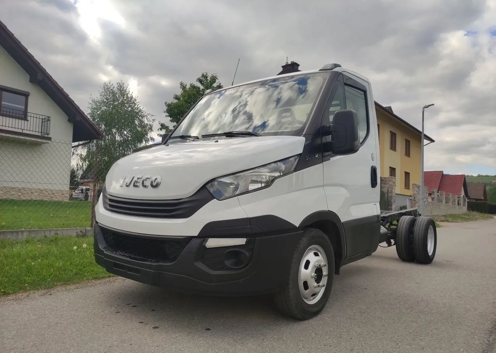 Iveco DAILY 35c14 2.3 hpi rama do zabudowy, - الشاسيه شاحنة: صور 2 Iveco DAILY 35c14 2.3 hpi rama do zabudowy, - الشاسيه شاحنة: صور 2