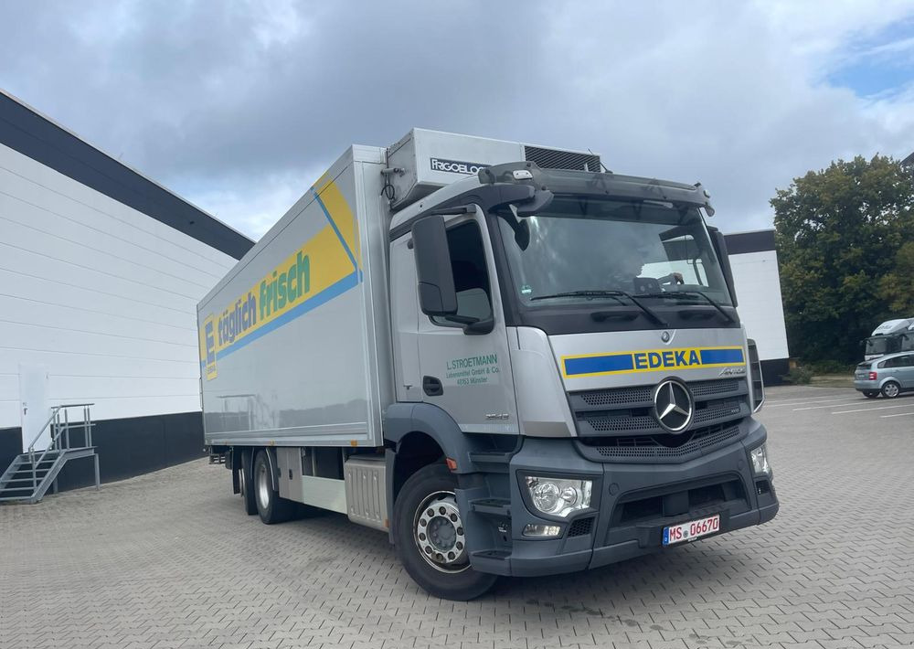 Mercedes-Benz ACTROS ANTOS 2543 6X2 CHŁODNIA IZOTERMA OS SKRĘTNA PODNOSZONA SUPER STAN - مبردة شاحنة: صور 1 Mercedes-Benz ACTROS ANTOS 2543 6X2 CHŁODNIA IZOTERMA OS SKRĘTNA PODNOSZONA SUPER STAN - مبردة شاحنة: صور 1