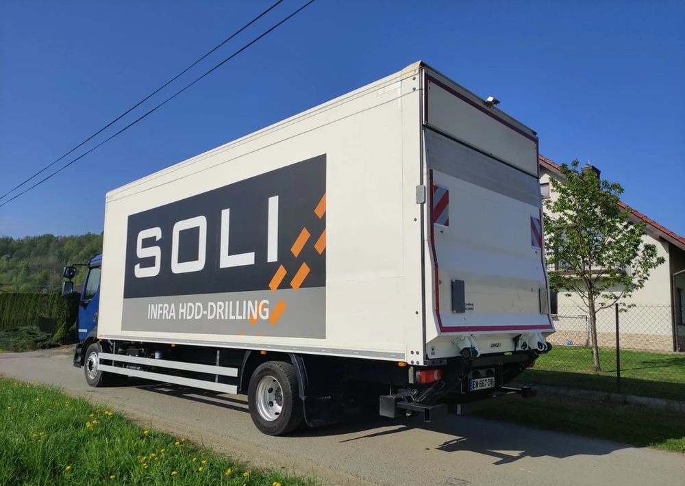 Volvo FL 12.240 klima blokada kontener 18 pal kurierka - بصندوق مغلق شاحنة: صور 5 Volvo FL 12.240 klima blokada kontener 18 pal kurierka - بصندوق مغلق شاحنة: صور 5