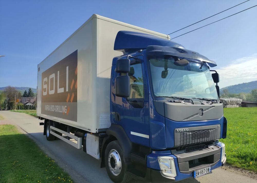 Volvo FL 12.240 klima blokada kontener 18 pal kurierka - بصندوق مغلق شاحنة: صور 2 Volvo FL 12.240 klima blokada kontener 18 pal kurierka - بصندوق مغلق شاحنة: صور 2