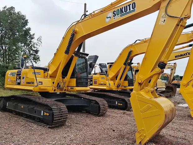 2022 Komatsu PC240 - حفارات زحافة: صور 1 2022 Komatsu PC240 - حفارات زحافة: صور 1