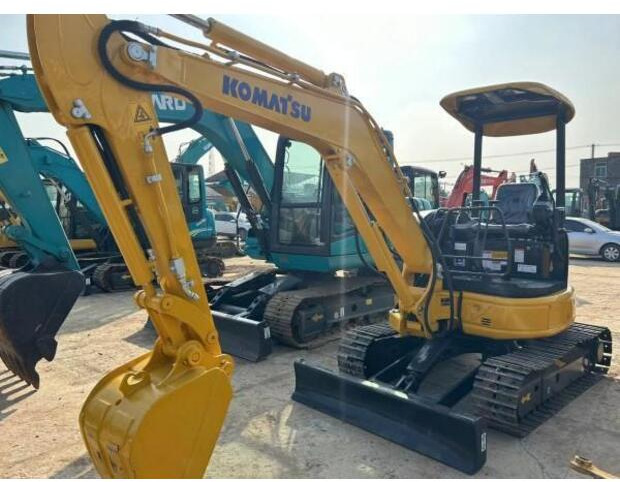 حفارات زحافة 2022 Komatsu PC300-8: صور 20 حفارات زحافة 2022 Komatsu PC300-8: صور 20