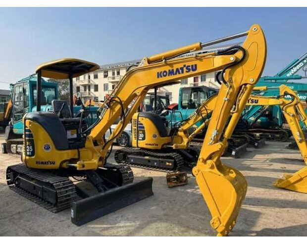 2022 Komatsu PC300-8 - حفارات زحافة: صور 1 2022 Komatsu PC300-8 - حفارات زحافة: صور 1