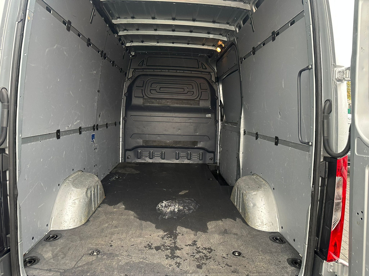 MERCEDES-BENZ Sprinter - فان: صور 5 MERCEDES-BENZ Sprinter - فان: صور 5