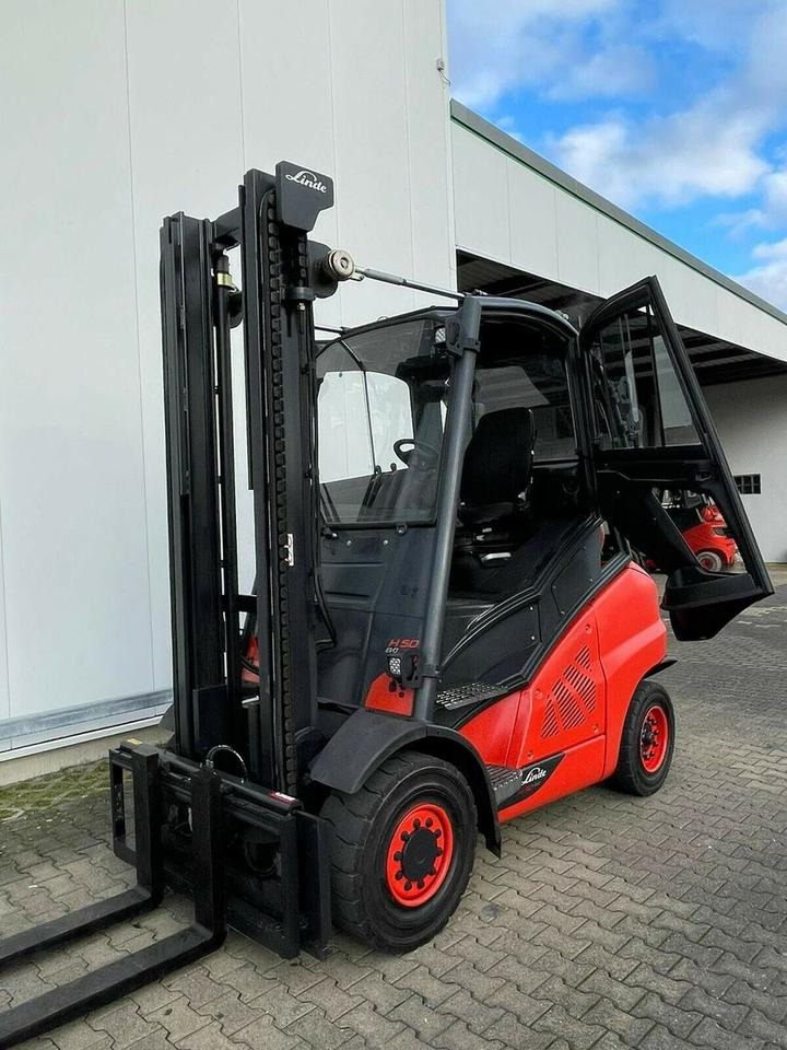 Linde Linde H 50 T - 7.390 h - Seitenschieber/Zinken neu - - رافعة شوكية تعمل بالغاز: صور 2 Linde Linde H 50 T - 7.390 h - Seitenschieber/Zinken neu - - رافعة شوكية تعمل بالغاز: صور 2