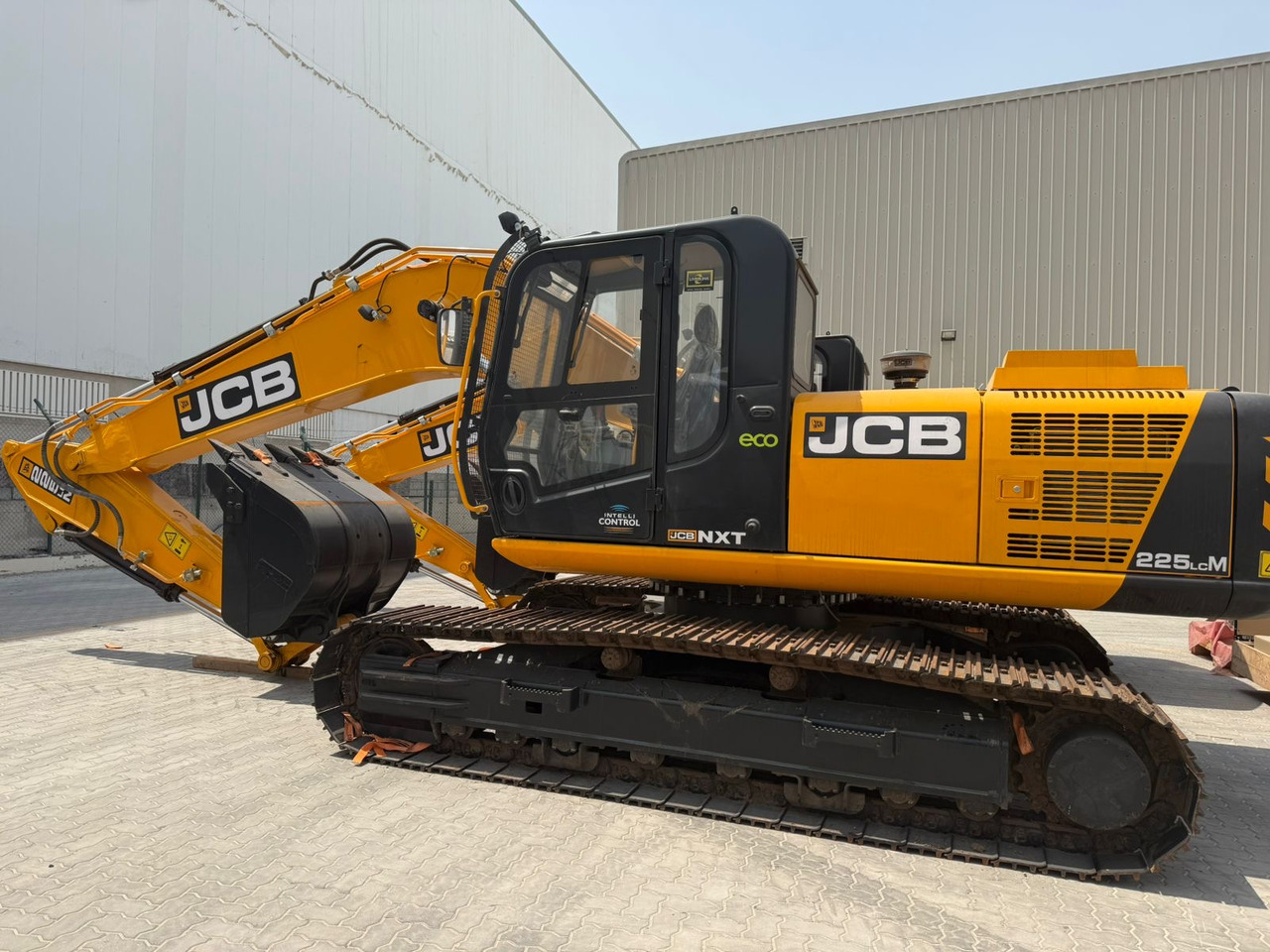 حفارة JCB 225: صور 7
