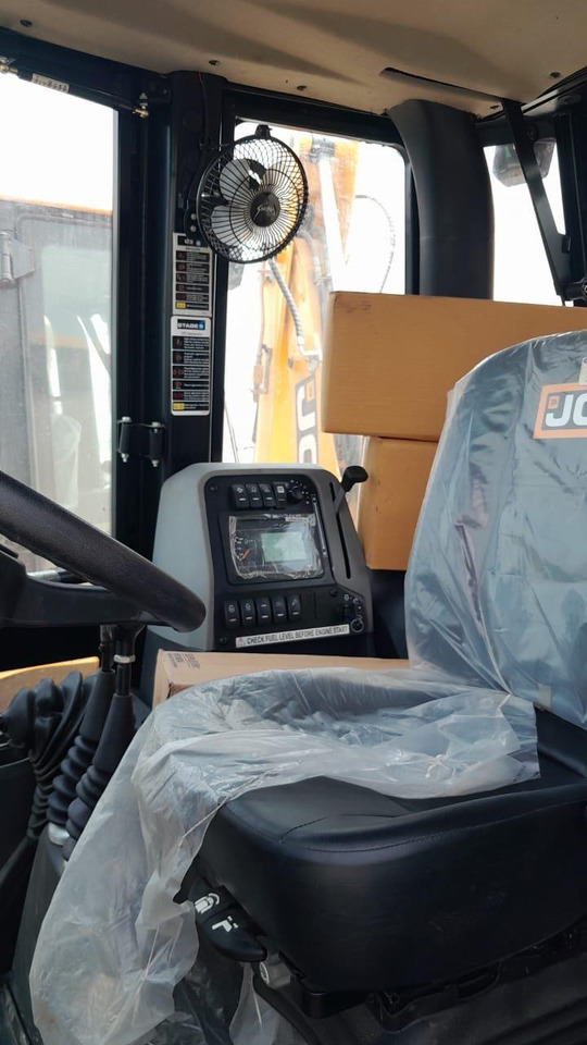JCB 3DX - حفار متعدد الاستخدام: صور 4 JCB 3DX - حفار متعدد الاستخدام: صور 4
