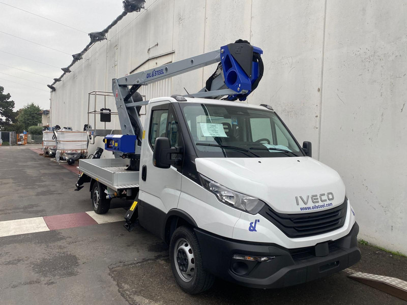 Oil & Steel Snake 189 Sobre IVECO 35S14 Distancia entre ejes 3750 mm - مصاعد الازدهار محمولة على شاحنة: صور 1 Oil & Steel Snake 189 Sobre IVECO 35S14 Distancia entre ejes 3750 mm - مصاعد الازدهار محمولة على شاحنة: صور 1