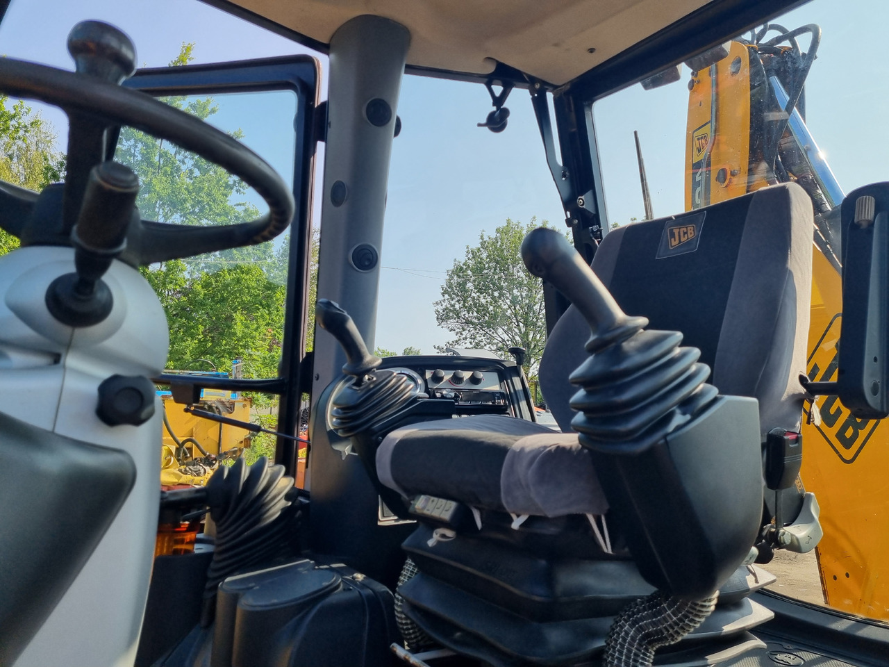 JCB 4CX - حفار متعدد الاستخدام: صور 5 JCB 4CX - حفار متعدد الاستخدام: صور 5