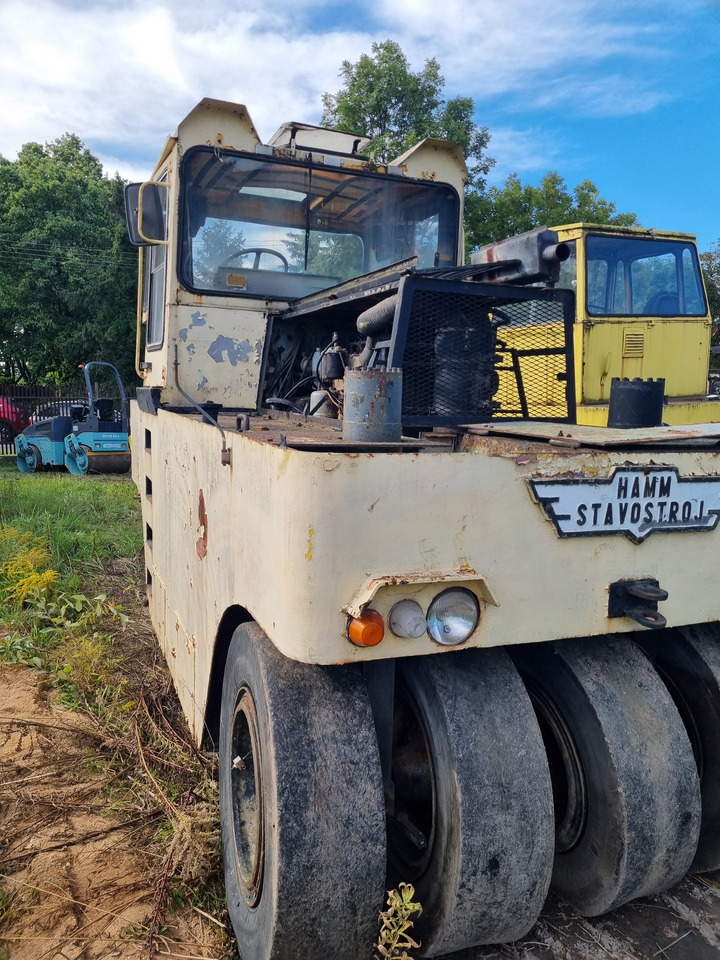 Stavostroj GRW 101 - مداحل الإطارات الهوائية: صور 1 Stavostroj GRW 101 - مداحل الإطارات الهوائية: صور 1