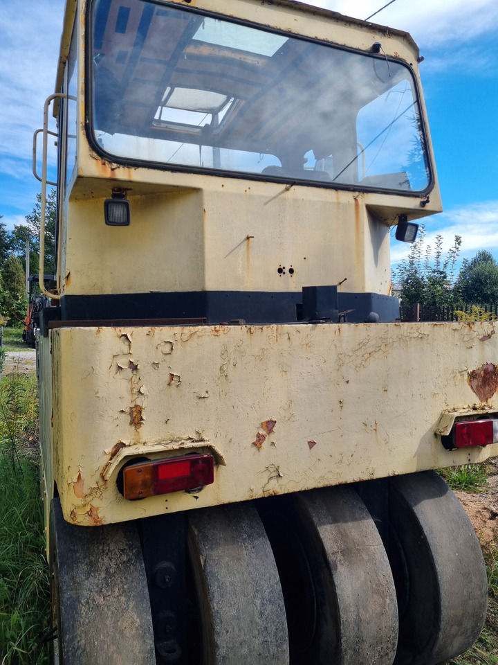 Stavostroj GRW 101 - مداحل الإطارات الهوائية: صور 4 Stavostroj GRW 101 - مداحل الإطارات الهوائية: صور 4