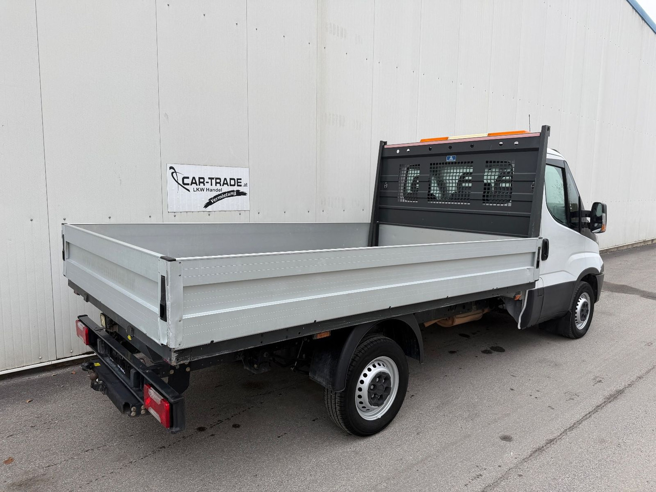 Iveco Daily 35S16 Kliam/AHK - الشاحنات الصغيرة المسطحة: صور 4 Iveco Daily 35S16 Kliam/AHK - الشاحنات الصغيرة المسطحة: صور 4