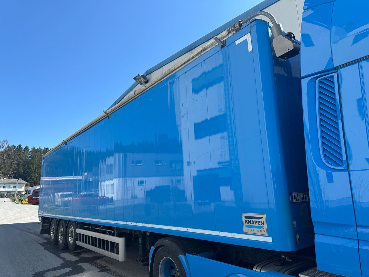 Knapen ALU LIFT E-Verdeck Müllplane - أرضية المشي نصف مقطورة: صور 2 Knapen ALU LIFT E-Verdeck Müllplane - أرضية المشي نصف مقطورة: صور 2