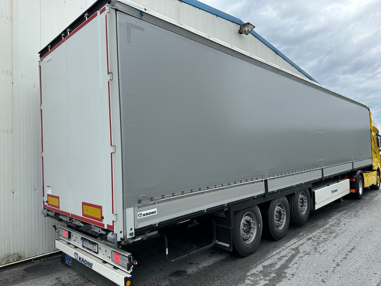 Krone SD 27 Bordwand Pal-K.asten Lift XL-Code - الخيمة نصف مقطورة: صور 3 Krone SD 27 Bordwand Pal-K.asten Lift XL-Code - الخيمة نصف مقطورة: صور 3