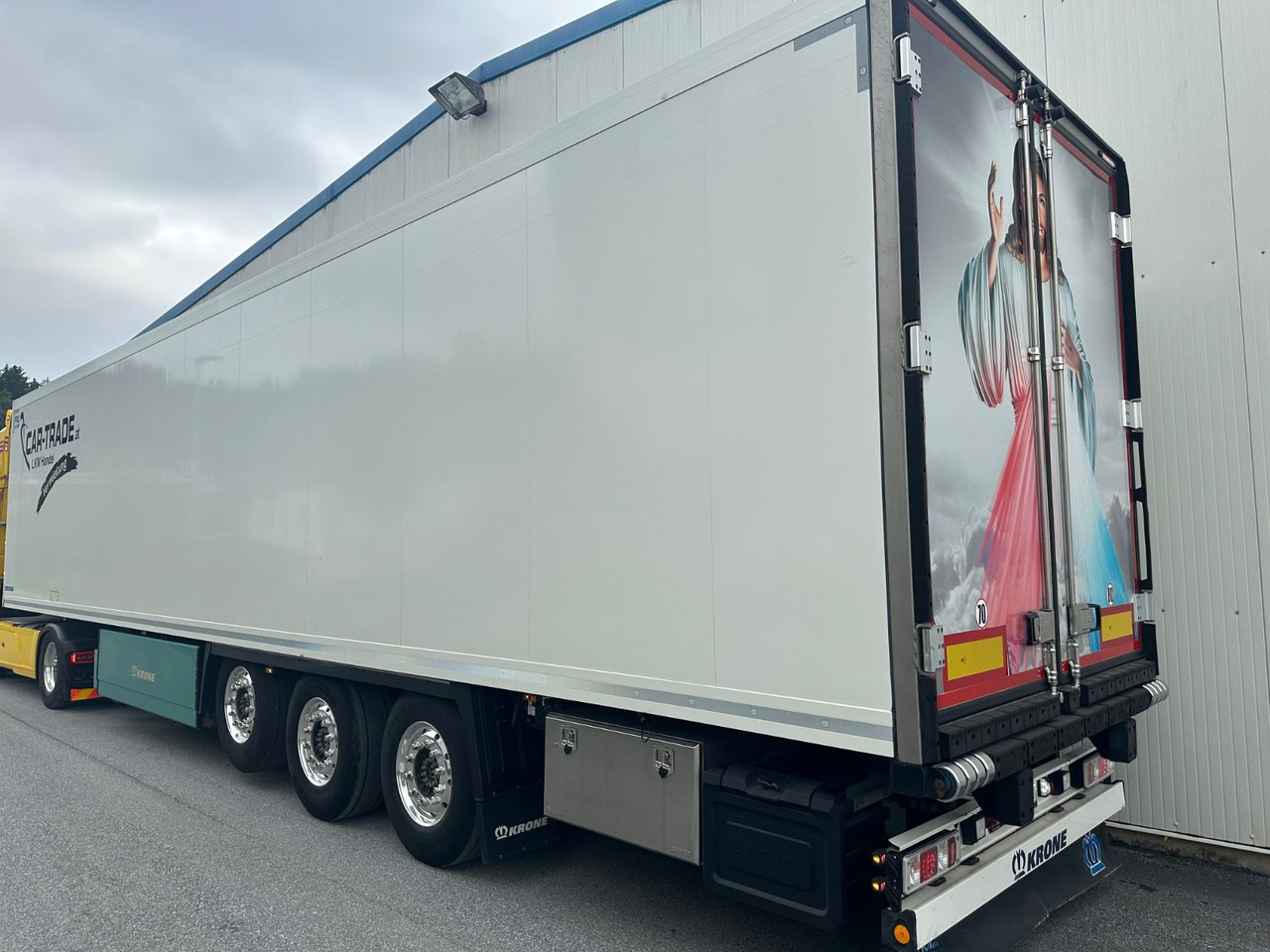 Krone SDR 27 Vector 1550 Doppelstock/Blumenbreit - بصندوق مغلق نصف مقطورة: صور 4 Krone SDR 27 Vector 1550 Doppelstock/Blumenbreit - بصندوق مغلق نصف مقطورة: صور 4