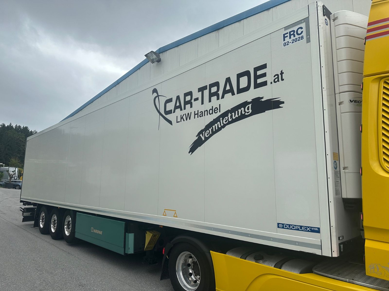 Krone SDR 27 Vector 1550 Doppelstock/Blumenbreit - بصندوق مغلق نصف مقطورة: صور 2 Krone SDR 27 Vector 1550 Doppelstock/Blumenbreit - بصندوق مغلق نصف مقطورة: صور 2