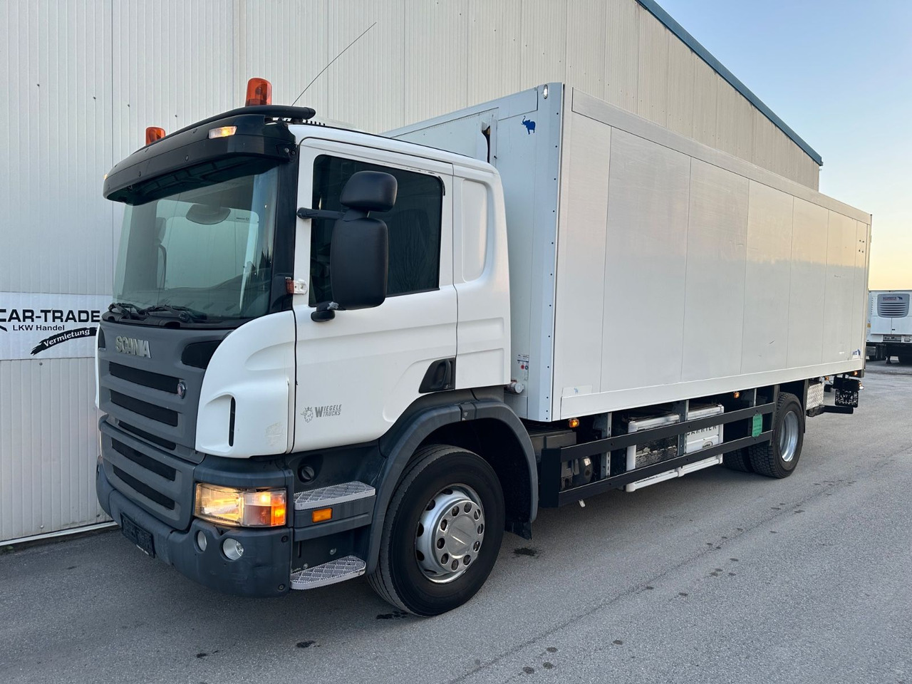 Scania P230 Schmitz Supra850 LBW - مبردة شاحنة: صور 1 Scania P230 Schmitz Supra850 LBW - مبردة شاحنة: صور 1