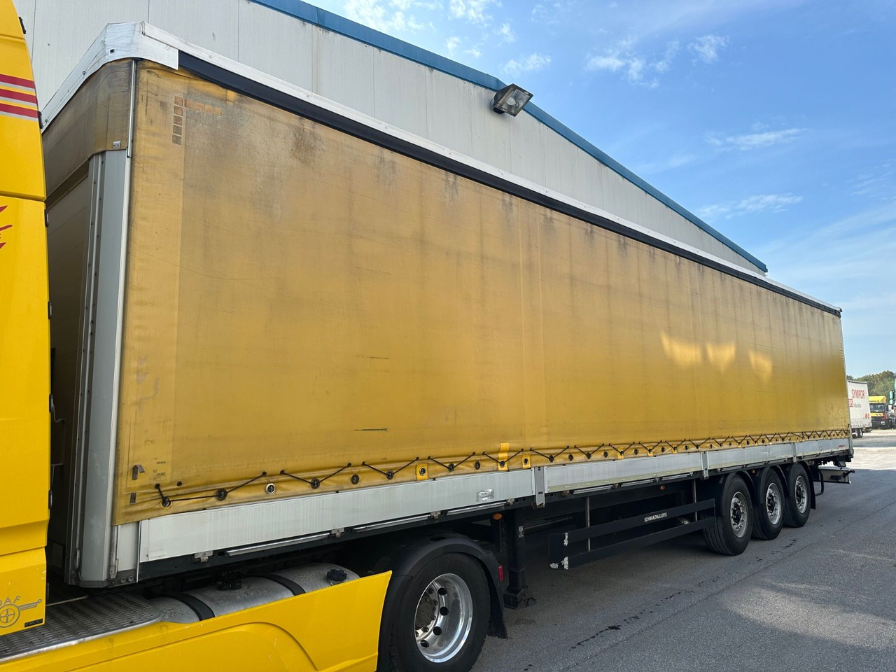Schwarzmüller S Bordwand Lift XL_Code Standard - الخيمة نصف مقطورة: صور 1 Schwarzmüller S Bordwand Lift XL_Code Standard - الخيمة نصف مقطورة: صور 1