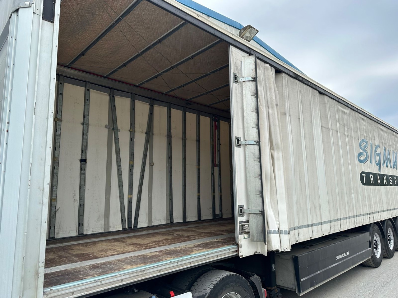 Schwarzmüller S1 J Getränkeplane LIFT BBW - الخيمة نصف مقطورة: صور 5 Schwarzmüller S1 J Getränkeplane LIFT BBW - الخيمة نصف مقطورة: صور 5