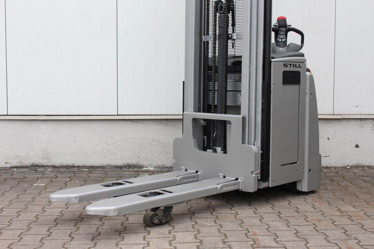 STILL EXV16i - Triplex 5,5 - Initialhub - معدات تكديس: صور 5 STILL EXV16i - Triplex 5,5 - Initialhub - معدات تكديس: صور 5