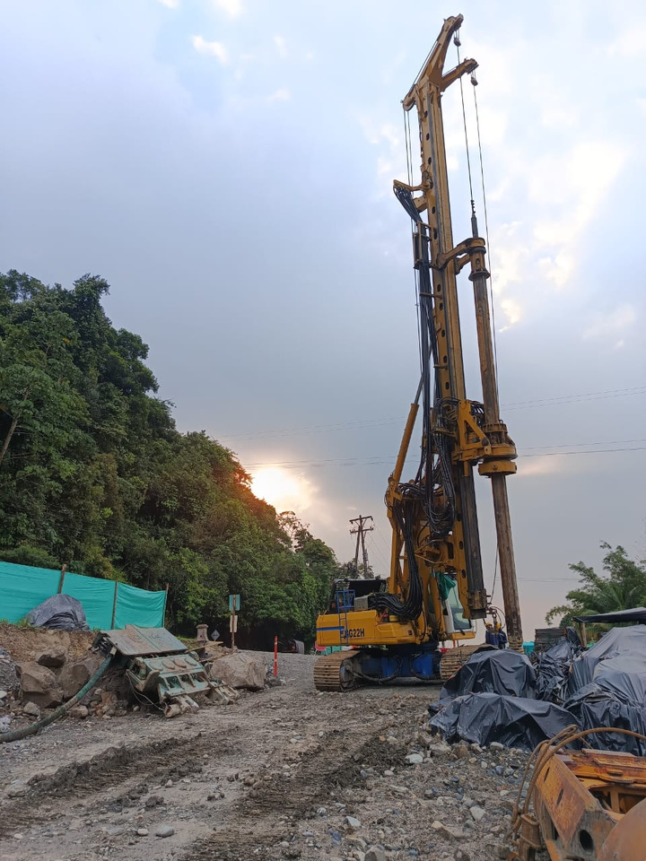 BAUER BG 22H - آلة حفر: صور 3 BAUER BG 22H - آلة حفر: صور 3