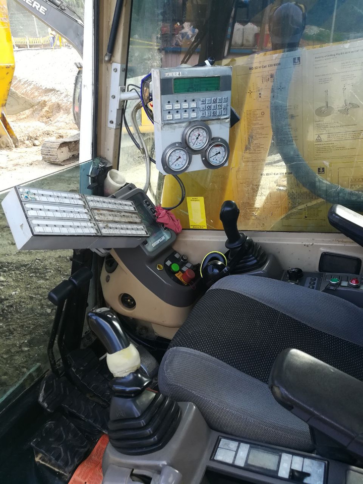 BAUER BG 22H - آلة حفر: صور 5 BAUER BG 22H - آلة حفر: صور 5