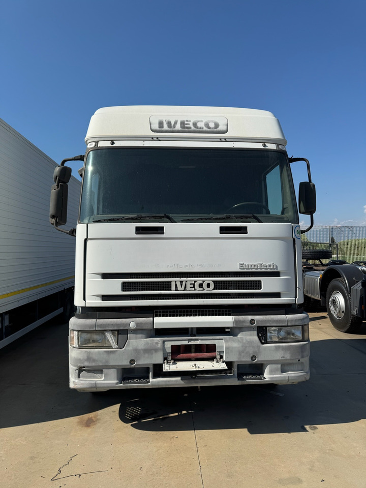 IVECO MAGIRUS 240E42 Gancio Scarrabile - شاحنات مسطحة: صور 1 IVECO MAGIRUS 240E42 Gancio Scarrabile - شاحنات مسطحة: صور 1