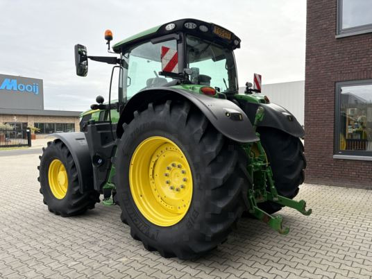 John Deere 6r215 - جرار: صور 3 John Deere 6r215 - جرار: صور 3