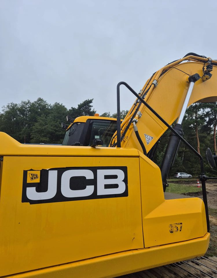 JCB 220XLC - حفارات زحافة: صور 3 JCB 220XLC - حفارات زحافة: صور 3