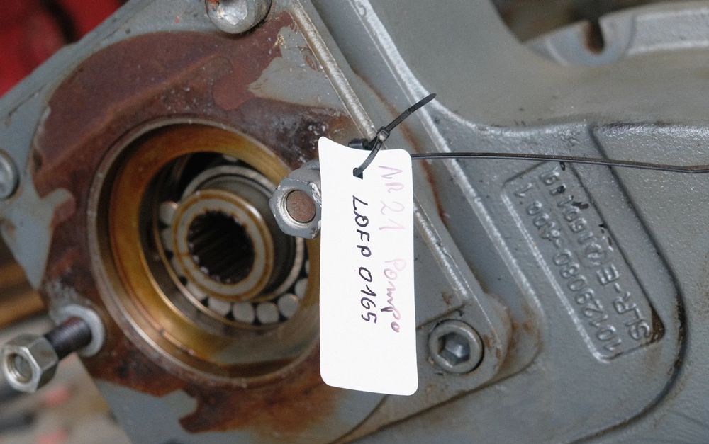 Pompa DPVP 0 165 liebherr PR 736 ,R926,R930 R934,R938,R945 LH 120C,M - علم السوائل المتحركة: صور 3 Pompa DPVP 0 165 liebherr PR 736 ,R926,R930 R934,R938,R945 LH 120C,M - علم السوائل المتحركة: صور 3