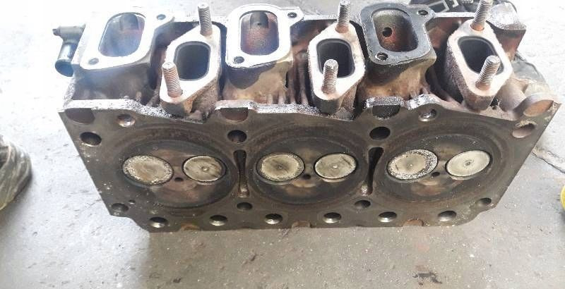 Głowica Deutz F3L1011 - المحرك - شاحنة: صور 3 Głowica Deutz F3L1011 - المحرك - شاحنة: صور 3