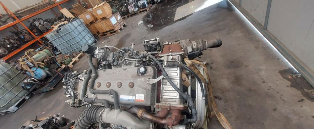 Silnik Hino kpl ze skrzynia biegów jak na foto A09CTM10003 - المحرك - الآلات والماكينات الزراعية: صور 2 Silnik Hino kpl ze skrzynia biegów jak na foto A09CTM10003 - المحرك - الآلات والماكينات الزراعية: صور 2