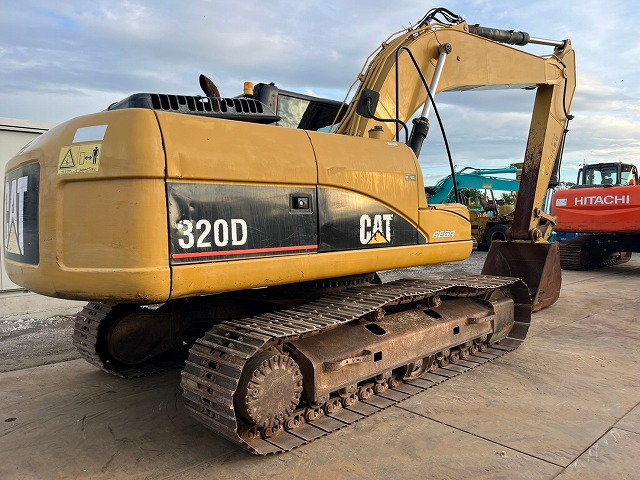 CAT 320D - حفارات زحافة: صور 5 CAT 320D - حفارات زحافة: صور 5