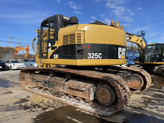 CAT 325C - حفارات زحافة: صور 3 CAT 325C - حفارات زحافة: صور 3