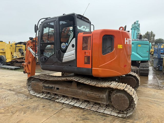 HITACHI ZX135USK-5B - حفارات زحافة: صور 3 HITACHI ZX135USK-5B - حفارات زحافة: صور 3